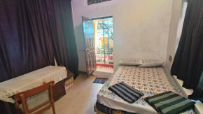 White town Elisa guest house